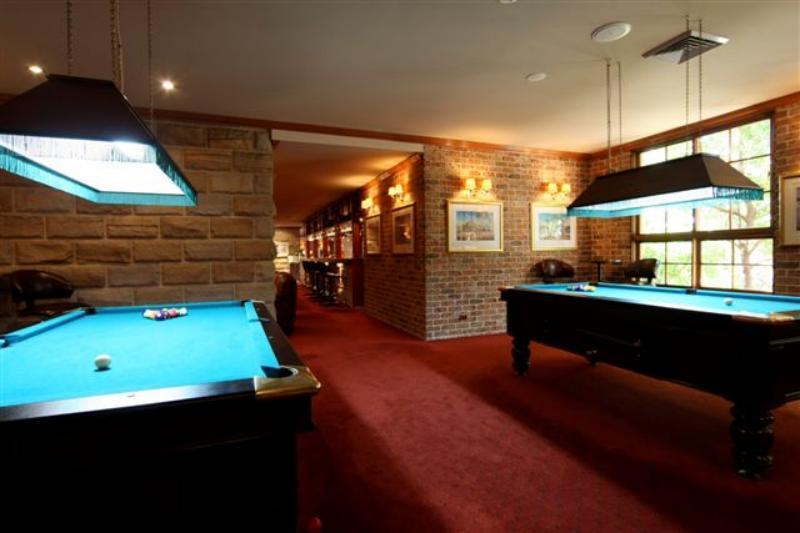 The Hermitage Motel - Campbelltown Exteriör bild